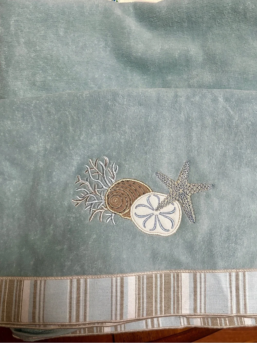 Coastal Shell Embroidered Bath Towel Set